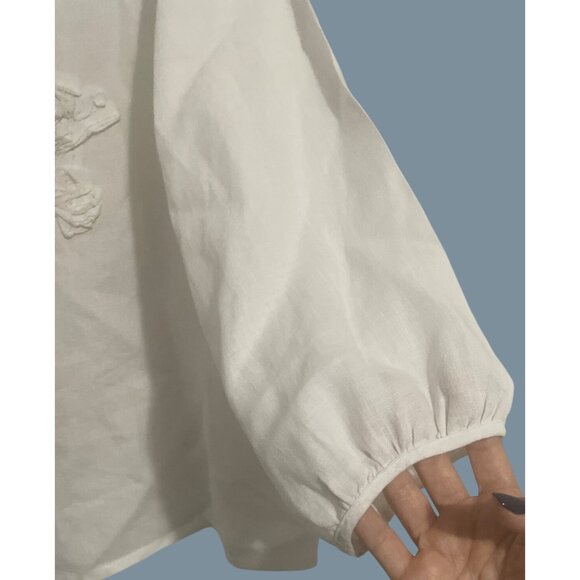 Womens White Linen Long-Sleeve Blouse With Floral Applique Size L Elegant Comfo - Picture 2 of 6